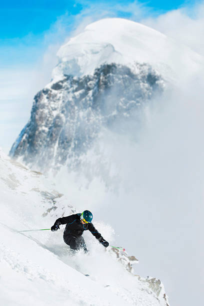 istock Back Country Skiing - Powder Snow 475202761