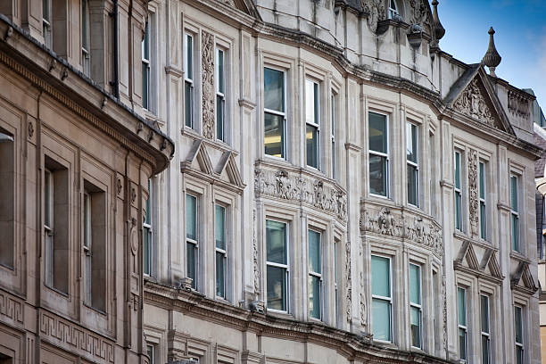 istock Traditional London building 475212407
