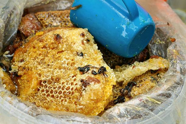 istock Honeycomb in a basket at the market 475218492