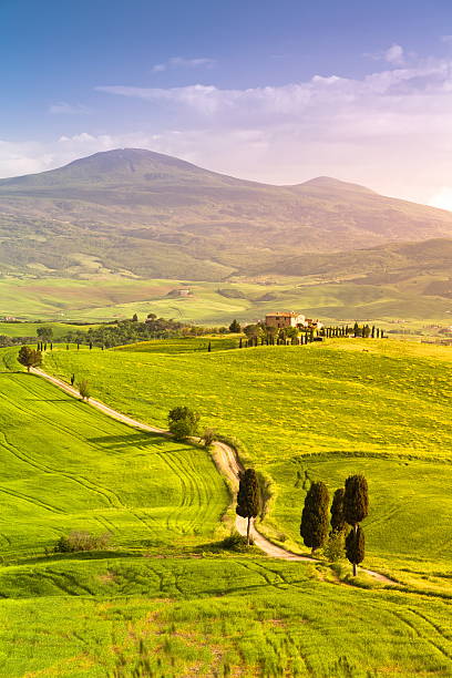 istock tuscany farmhouse 475218963