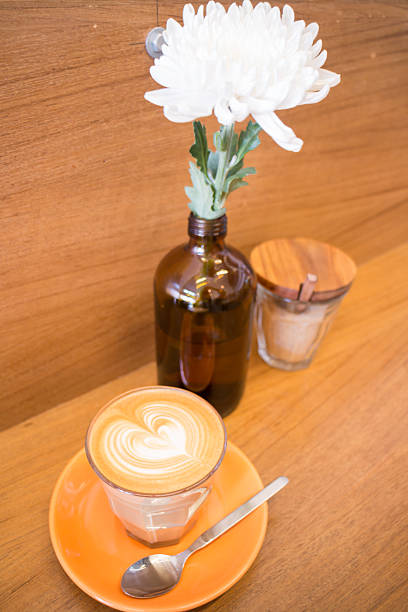 istock Free pour hot espresso latte 475225586