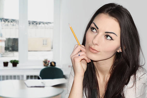 istock Beautiful business woman 475244085
