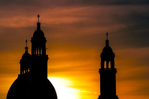 mosque silhouette at twilight