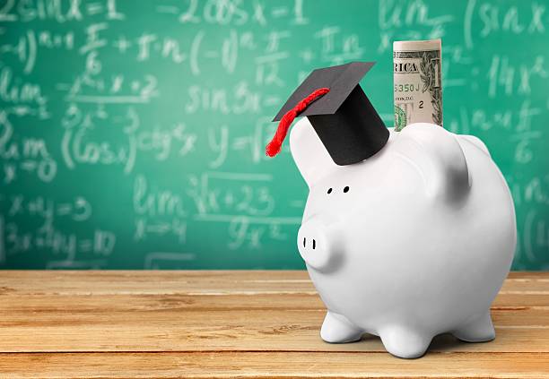 istock University, Finance, Charity and Relief Work 475256828