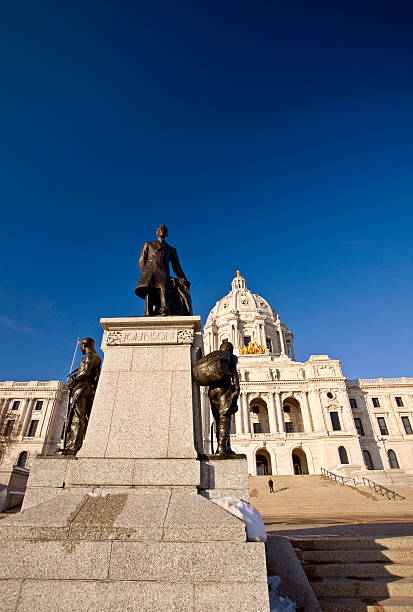 istock Capitol Building St Paul Minnesota 475259285