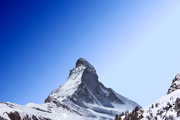 matterhorn peak - blue outdoors nobody switzerland - fotografias e filmes do acervo