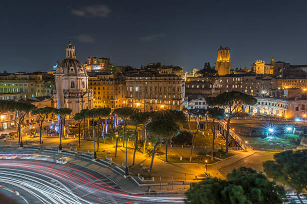 istock Traffic in Rome, Italy 475334127