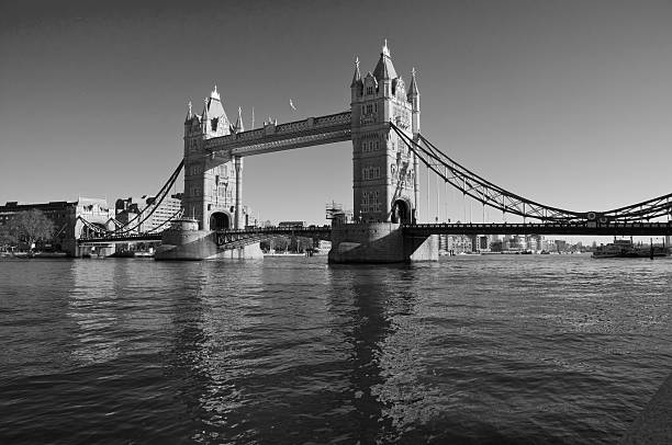 istock Tower Bridge, London in black and white 475336839