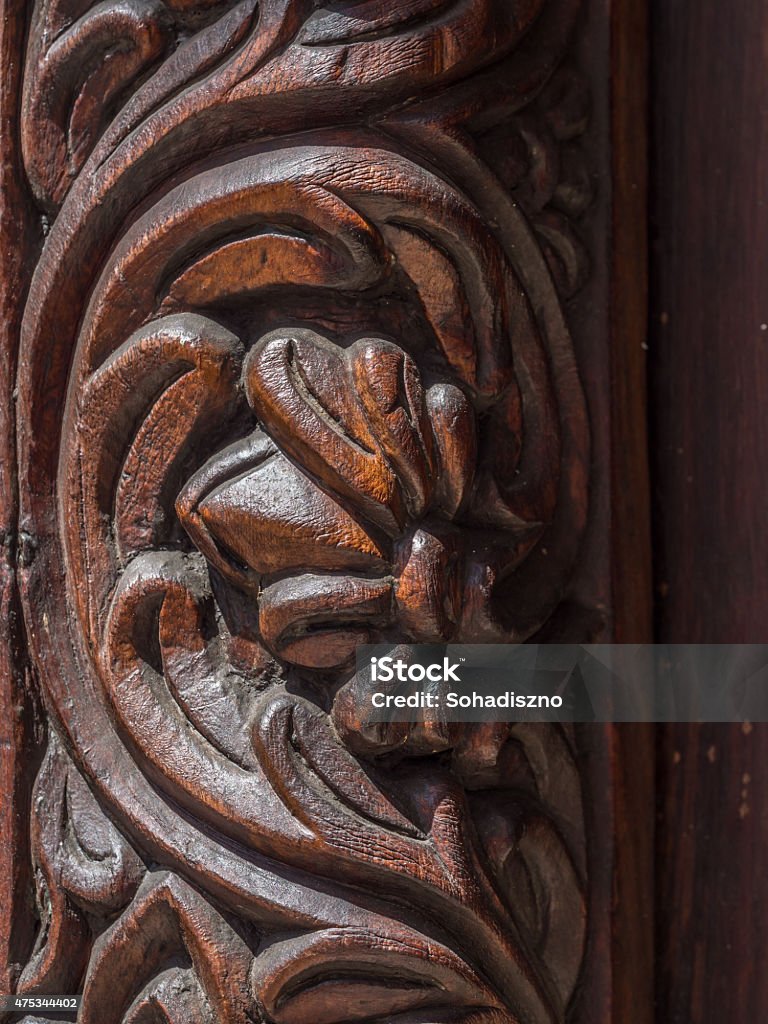 Puerta las paredes de piedra de la ciudad, zanzíbar - Foto de stock de 2015 libre de derechos