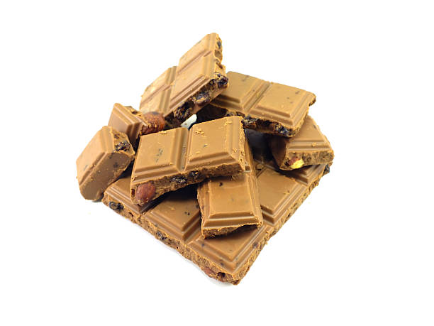 istock broken milk chocolate bar set isolated on white background 475352684