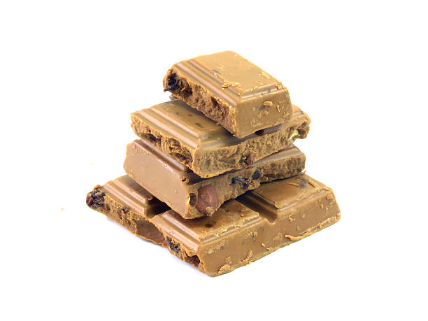 istock broken milk chocolate bar set isolated on white background 475358068
