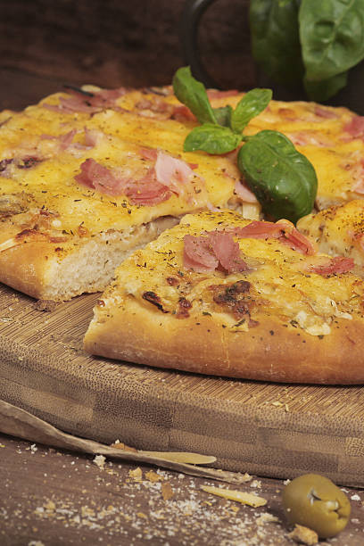 istock Pizza with Ham and Mushrooms 475373953