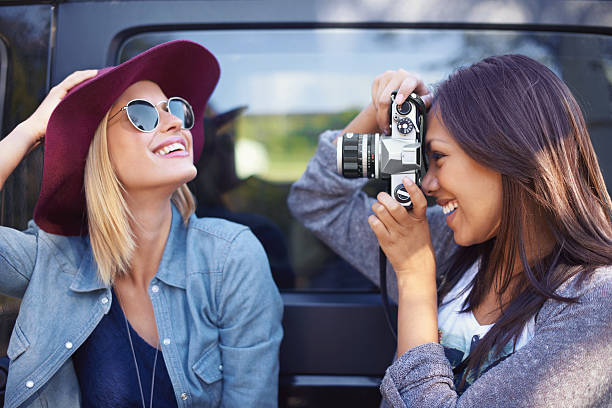 istock Pictures of play 475385923
