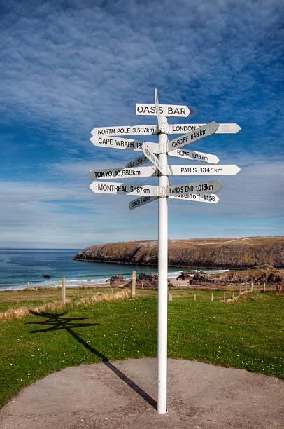 istock Signpost of major cities 475402333