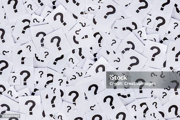 Demasiados Pregunta Marcas Foto de stock y más banco de imágenes de Signo de interrogación - Signo de interrogación, Fondos, Decisiones