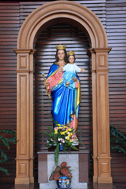 istock Mary,Mother of God 475404471