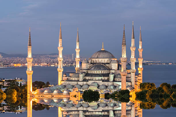 голубая мечеть и айя-софия - looking through window individuality old architecture стоковые фото и изображения