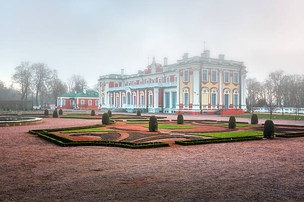 istock The Kadriorg Palace built by Tsar Peter the Great 475444790