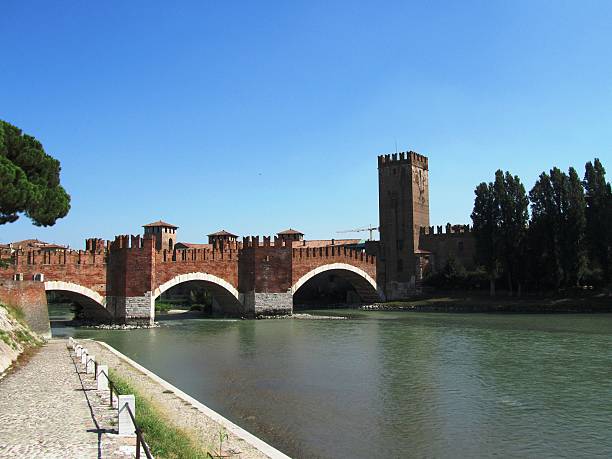 istock Ponte Scaligero, Castelvecchio in Verona under blue sky Italy 475445580