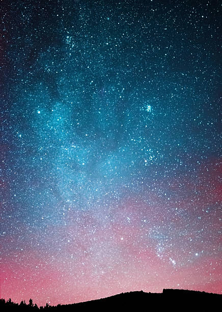 night cielo - milky way galaxy star field nebula fotografías e imágenes de stock