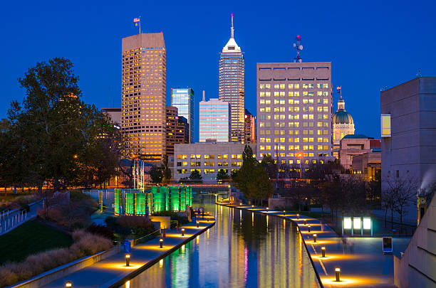 istock Indianapolis skyline and canal at dusk 475479784