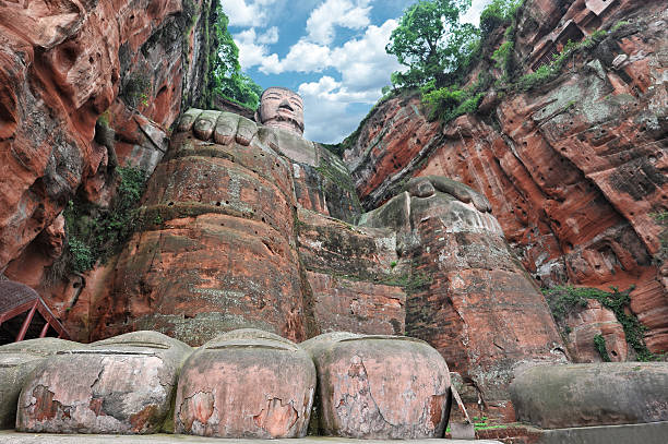 istock Famous Giant Buddha in Leshan - China 475488535