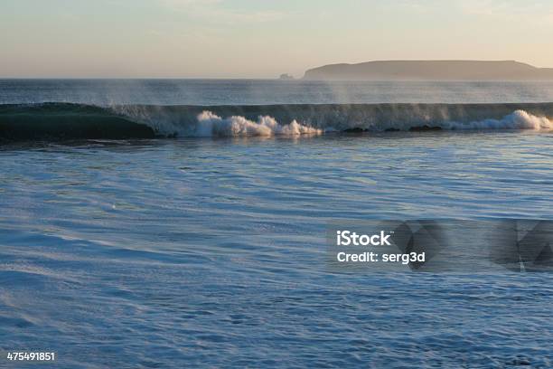 Ocean Olas Foto de stock y más banco de imágenes de Agua - Agua, Aire libre, Belleza de la naturaleza