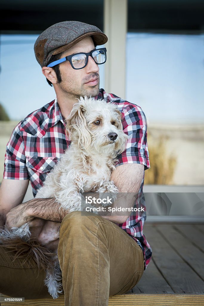 Homem brincando com seu Cachorro - Royalty-free 30-39 Anos Foto de stock