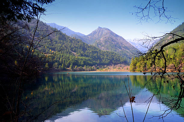 istock Colorful autumn Jiuzhaigou 475518667