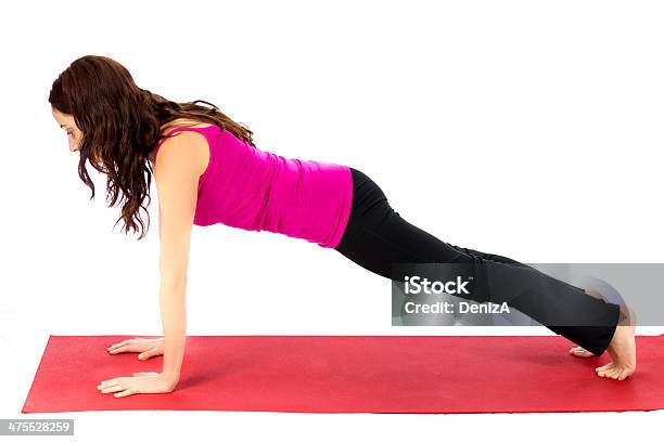 Yoga Pose Tablón Foto de stock y más banco de imágenes de 30-34 años - 30-34 años, Actividad, Adulto