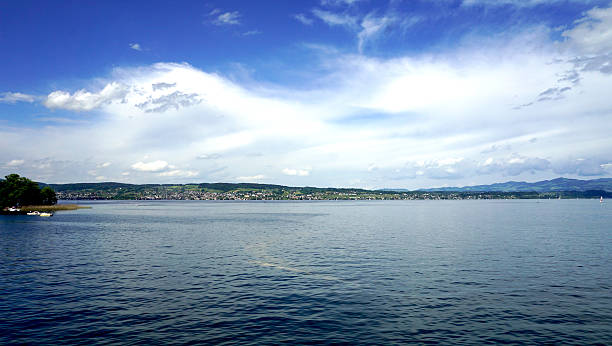 istock Zurich lake with mountains 475539274