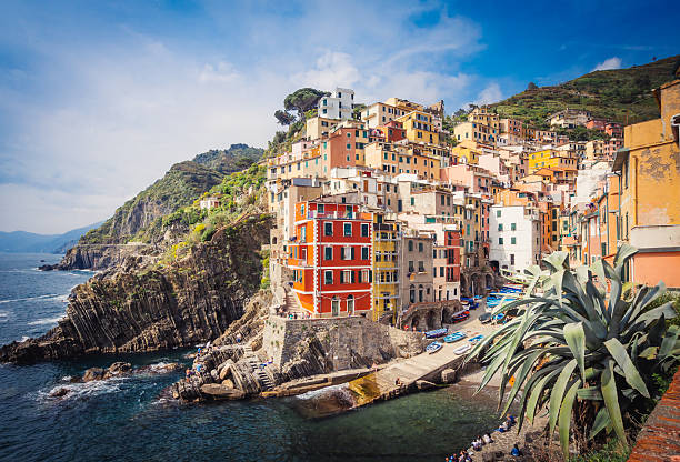 istock Riomaggiore View - Cinque Terre, Italy 475543324