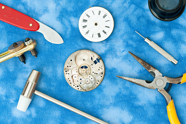 istock Repair of watches 475545507
