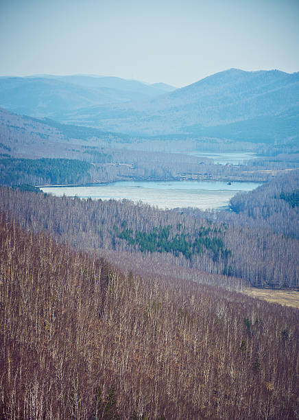 istock Heaven, the mountains and the lake. Early spring. 475569848