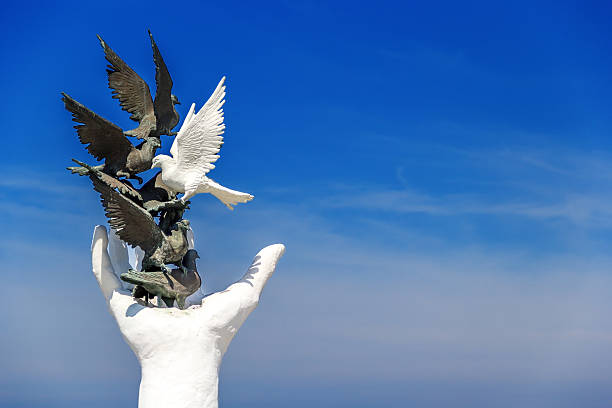 istock Ancient statue of Kusadasi 475582816
