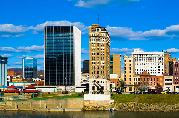istock Charleston, West Virginia skyline closeup view and river 475593002