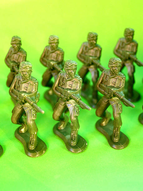 istock Green Army toy soldiers 475605589