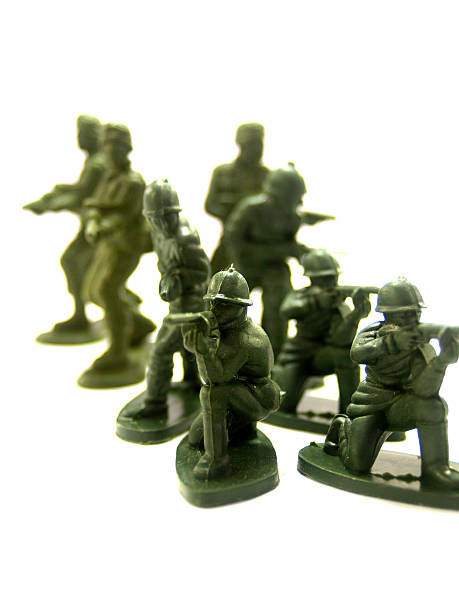 istock Green Army toy soldiers 475611403