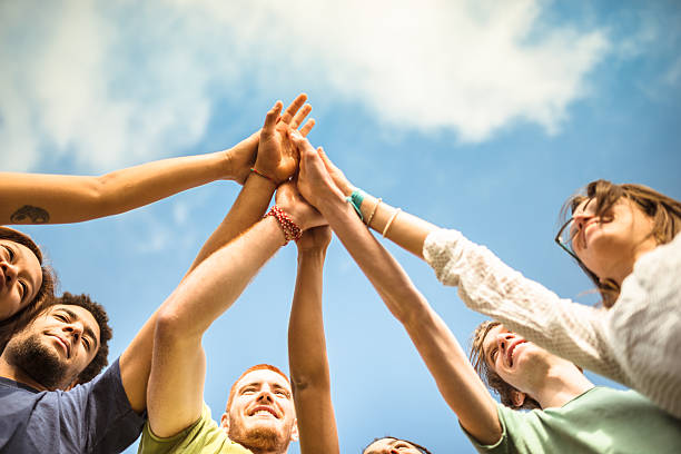 istock volunteer friends togetherness 475632712