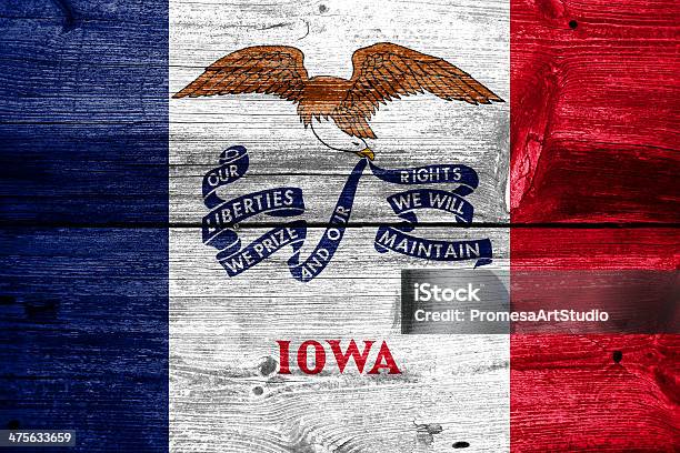 アイオワ州旗に描かれた古い木板の質感 - なわばり意識のストックフォトや画像を多数ご用意 - なわばり意識, アイオワ州, アメリカ合衆国