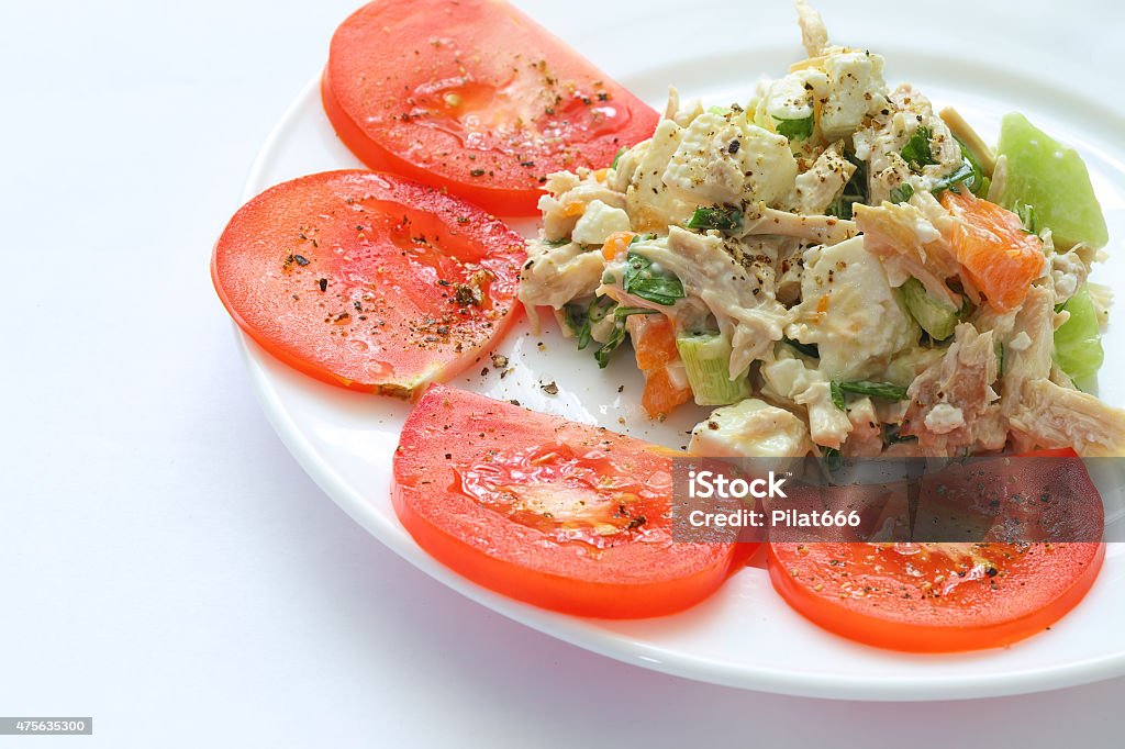 tomaateilla koristellun kanasalaatin alkupala - Rojaltivapaa avainsanalla 2015 ja tyyppiä Kuvapankin valokuva tomaateilla koristellun kanasalaatin alkupala - Rojaltivapaa avainsanalla 2015 ja tyyppiä Kuvapankin valokuva