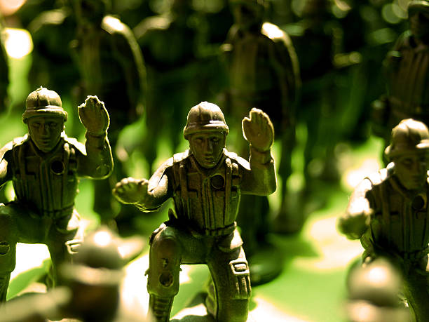istock Green Army toy soldiers 475641555
