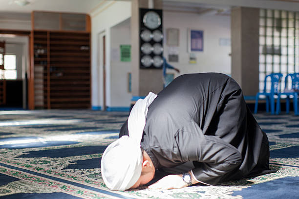 istock Muslim man praying in a mosque 475652571