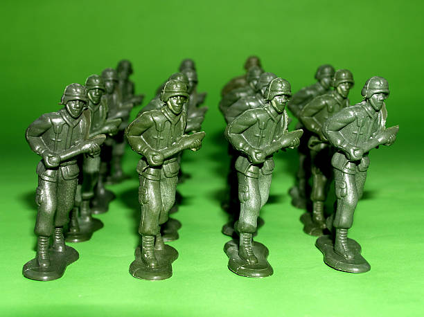 istock Green Army toy soldiers 475652755