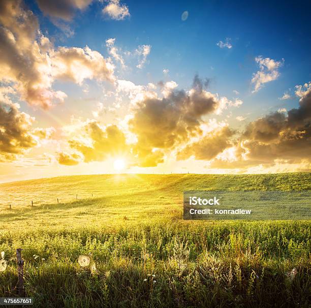 Sonnenuntergang Landschaftxxxl Bild Stockfoto und mehr Bilder von Bildhintergrund - Bildhintergrund, Blau, Blendenfleck