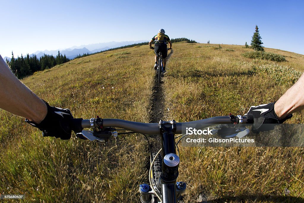 Mountain Bike Ride - Foto de stock de Actividades recreativas libre de derechos