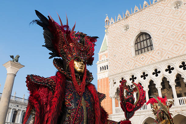 carnaval de venecia - stone textured italian culture textured effect fotografías e imágenes de stock