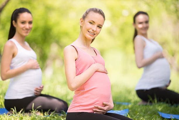 istock Pregnant fitness 475693816