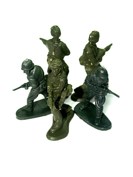 istock Green Army toy soldiers 475698157