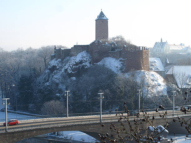 istock Giebichenstein Castle in the Winter 475698783